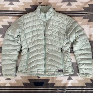 Patagonia Women’s Goosedown Puff Jacket Size large